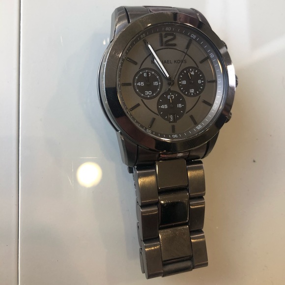 Men’s Michael Kors Black Watch - Picture 2 of 4